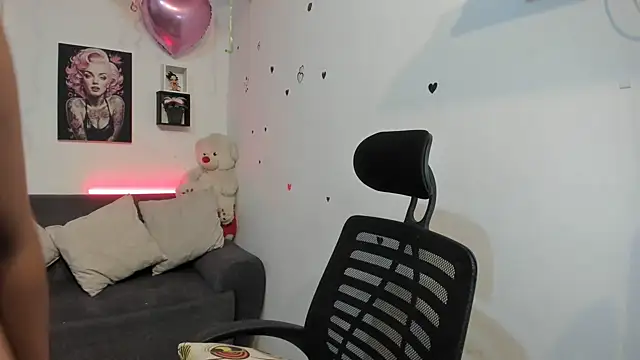 anastasia tuya online show from 04.01.26