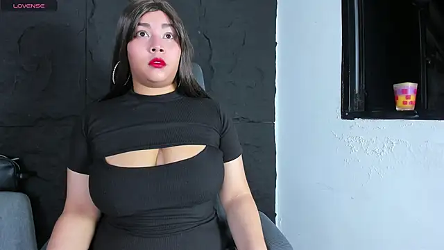 ThaliaBrooks  online show from 09.20.25