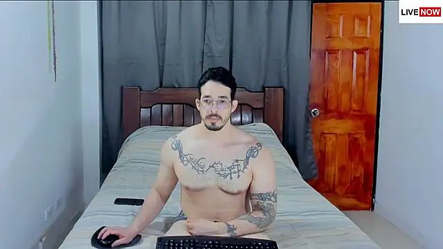 Hunter Hoott online show from 03.27.26