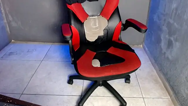 Codyknightt online show from 09.12.25