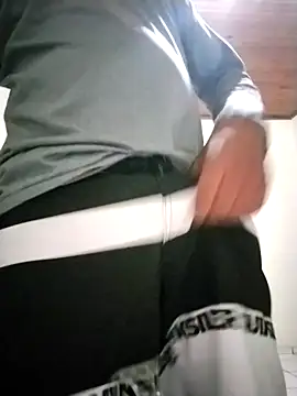 Snapshot of Marquingalo chatting on 10.18.25 Marquingalo online show from 10.18.25