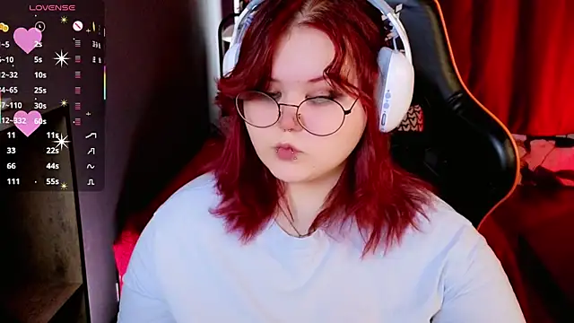 fillisfox  online show from 04.04.26