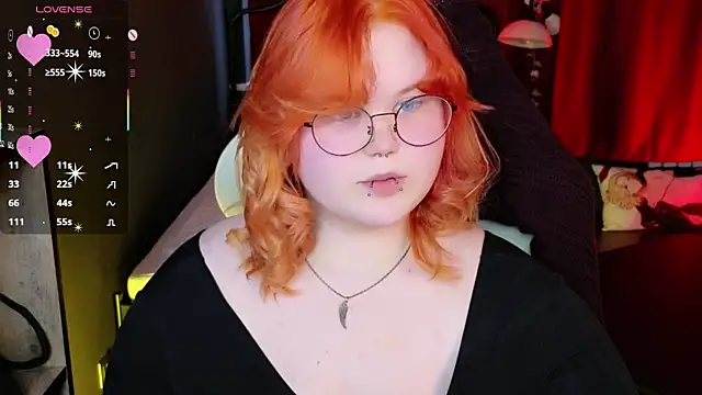 fillisfox  online show from 04.12.26