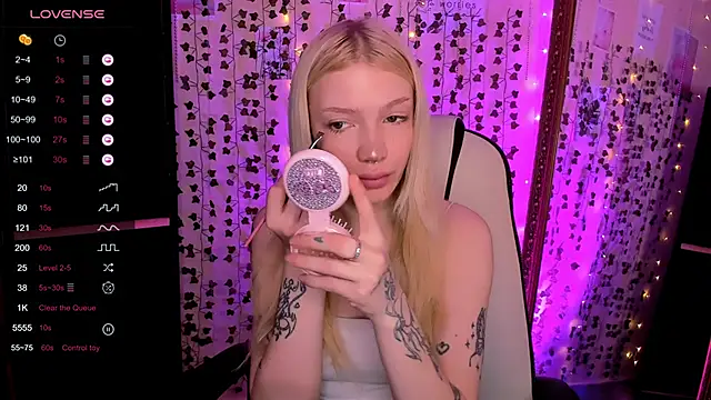 AnyaTaylor  online show from 03.13.26