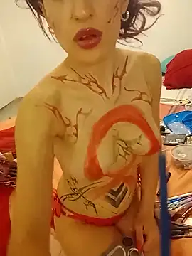 Snapshot of kendrafarq chatting on 11.28.25 kendrafarq online show from 11.28.25