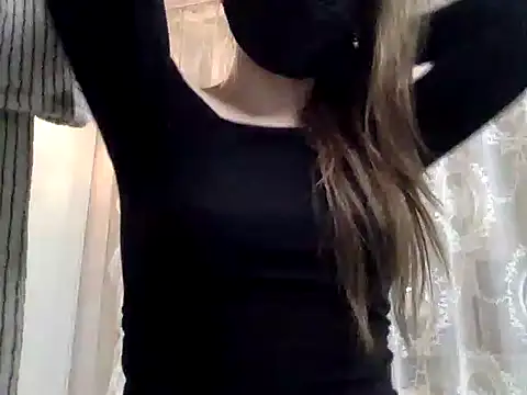 Mia 8 online show from 12.04.25