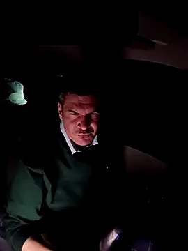 Snapshot of twitshe chatting on 11.22.25 twitshe online show from 11.22.25