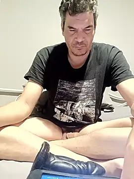 Snapshot of twitshe chatting on 01.09.26 twitshe online show from 01.09.26