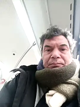 Snapshot of twitshe chatting on 02.01.26 twitshe online show from 02.01.26