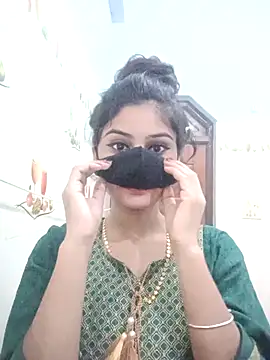 Snapshot of Hot-Soniya733 chatting on 11.16.25 Hot-Soniya733 online show from 11.16.25