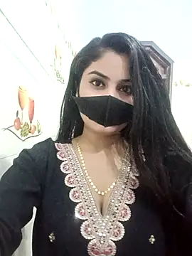 Snapshot of Hot-Soniya733 chatting on 11.25.25 Hot-Soniya733 online show from 11.25.25