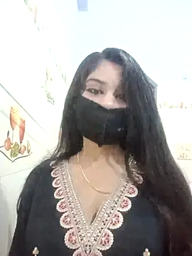 Snapshot of Hot-Soniya733 chatting on 11.27.25 Hot-Soniya733 online show from 11.27.25