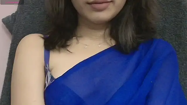 Snapshot of SWEET-18-TEEN chatting on 10.22.25 SWEET-18-TEEN online show from 10.22.25