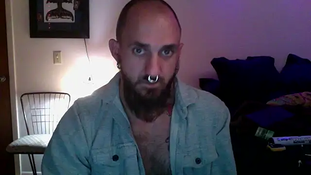 Bearlyfuckinglogan online show from 10.24.25