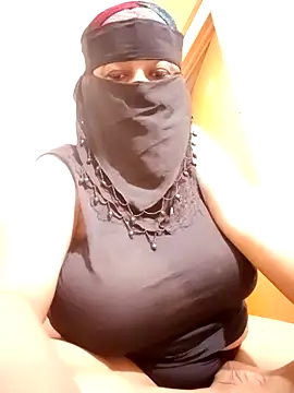 Snapshot of jenyfer709 chatting on 10.20.25 jenyfer709 online show from 10.20.25