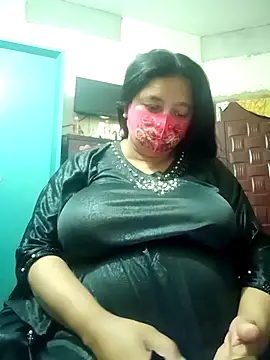 Snapshot of jenyfer709 chatting on 11.29.25 jenyfer709 online show from 11.29.25