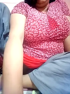 Snapshot of jenyfer709 chatting on 12.14.25 jenyfer709 online show from 12.14.25