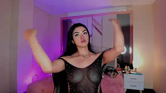 EmmaStonns online show from 11.07.25