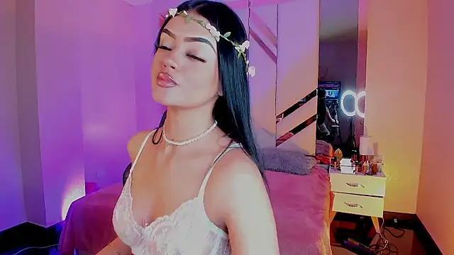 EmmaStonns online show from 11.20.25