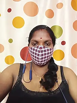 Snapshot of Tamil_Abinaya chatting on 06.11.26 Tamil Abinaya online show from 06.11.26
