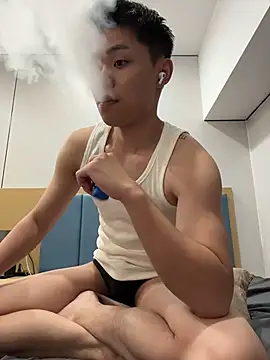 Snapshot of jensenyep chatting on 11.02.25 jensenyep online show from 11.02.25