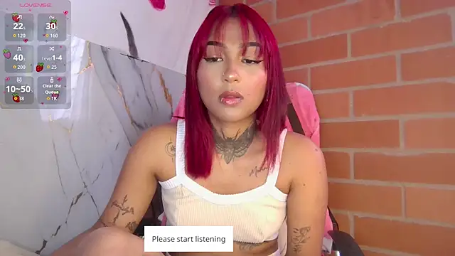 Snapshot of kitty_moon1 chatting on 09.16.25 kitty moon1 online show from 09.16.25