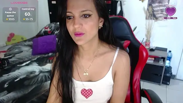 BasmaHernandez online show from 11.26.25