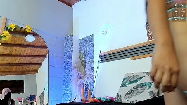 Snapshot of Sarita__love chatting on 10.12.25 Sarita love online show from 10.12.25