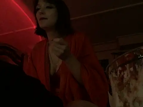 DaphneDanger online show from 06.06.26