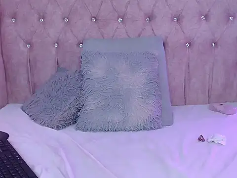 Snapshot of Jessica_Carter_01 chatting on 12.16.25 Jessica Carter 01 online show from 12.16.25