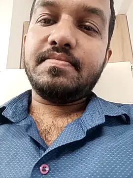 Snapshot of VJ17 chatting on 09.27.25 VJ17 online show from 09.27.25