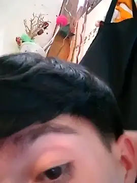 LUISSLEONN0958 online show from 09.12.25