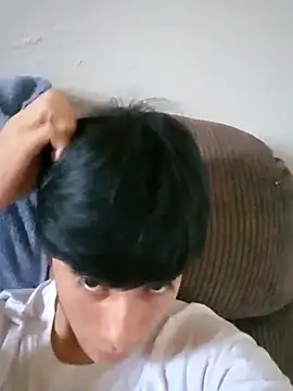 LUISSLEONN0958 online show from 09.13.25