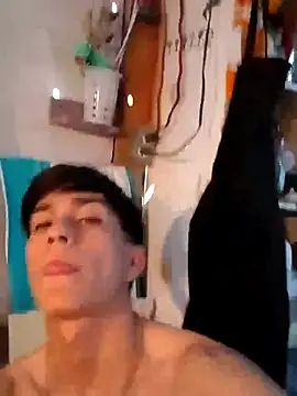 LUISSLEONN0958 online show from 09.14.25