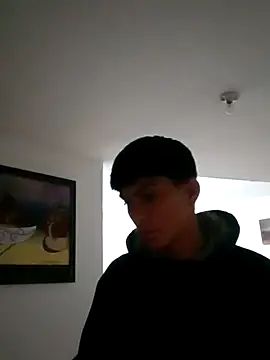 LUISSLEONN0958 online show from 11.22.25