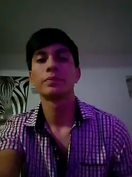 LUISSLEONN0958 online show from 12.02.25