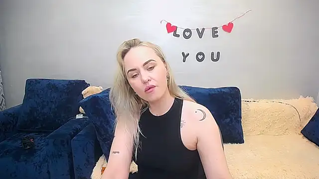 LiluMoon   online show from 04.01.26