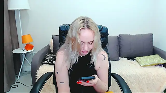 LiluMoon   online show from 04.01.26