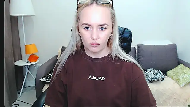 LiluMoon   online show from 04.04.26