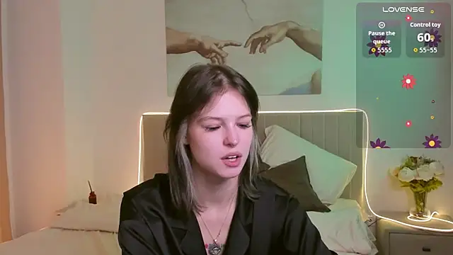 Lisa Blossom online show from 10.06.25