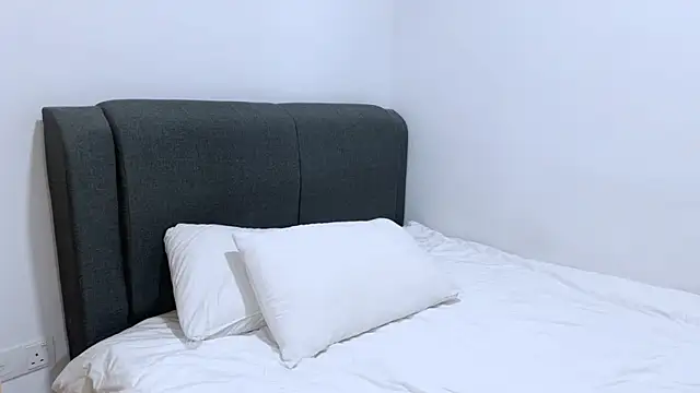 Snapshot of penny_coco chatting on 12.03.25 penny coco online show from 12.03.25