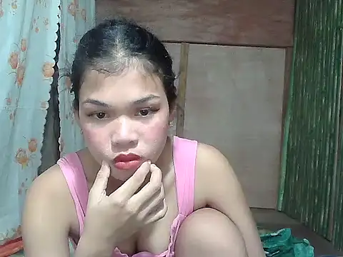 Snapshot of Sweetestsiner chatting on 09.17.25 Sweetestsiner online show from 09.17.25