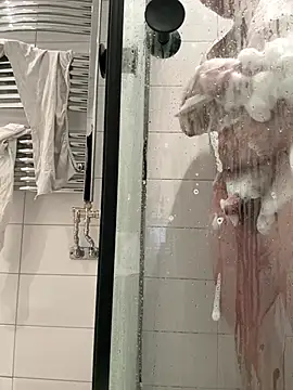 LicitInvader online show from 04.17.26