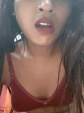 Snapshot of Tara2007 chatting on 11.07.25 Tara2007 online show from 11.07.25