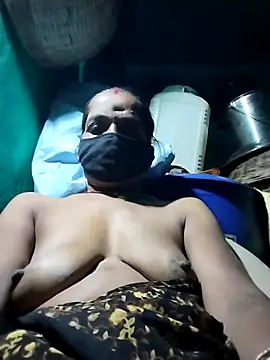 Snapshot of Sexi_savita chatting on 10.20.25 Sexi savita online show from 10.20.25