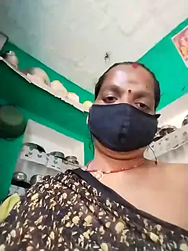 Snapshot of Sexi_savita chatting on 11.04.25 Sexi savita online show from 11.04.25