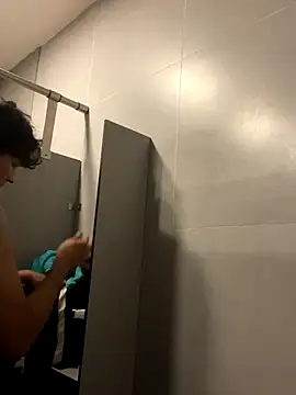 Leo Savage  online show from 12.22.25