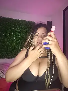 Eva Luxei online show from 11.04.25