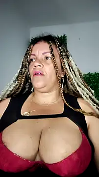 Snapshot of Eva_Luxei chatting on 02.10.26 Eva Luxei online show from 02.10.26