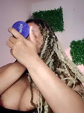 Snapshot of Eva_Luxei chatting on 02.11.26 Eva Luxei online show from 02.11.26